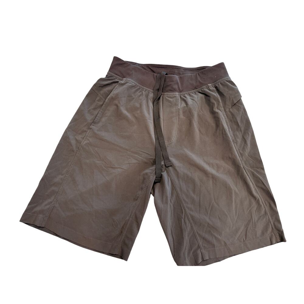 Lululemon Men's Black Training Shorts - Size Medium